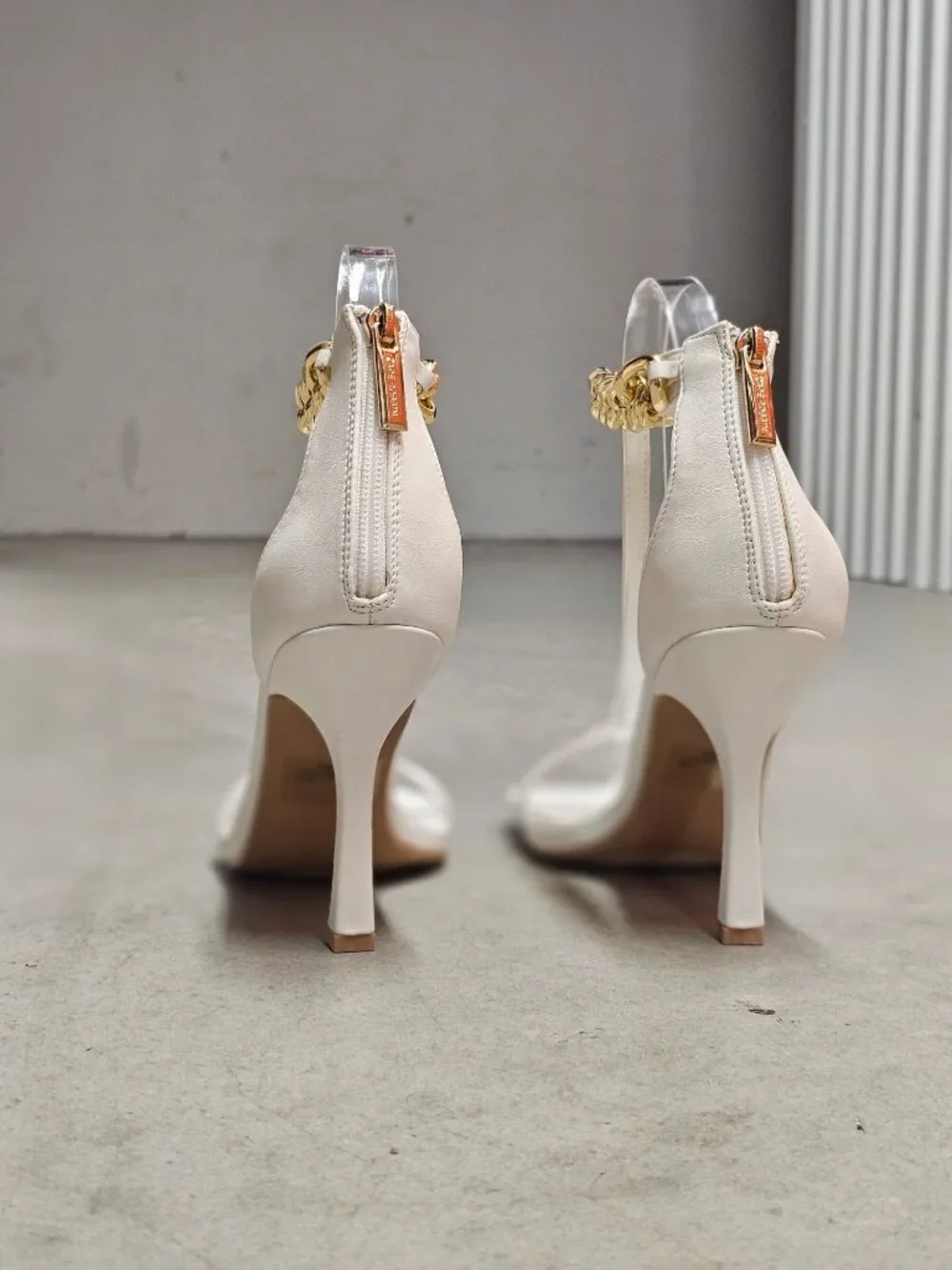 Gold Chain Ankle Strap White High Heel Sandals With Square Toe Stiletto Heel Chi